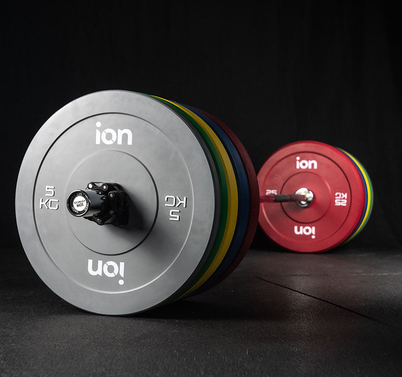 Set di Dischi Olimpici Bumper Color Line + Bilanciere olimpico 220 cm + Fermadischi ION fitness